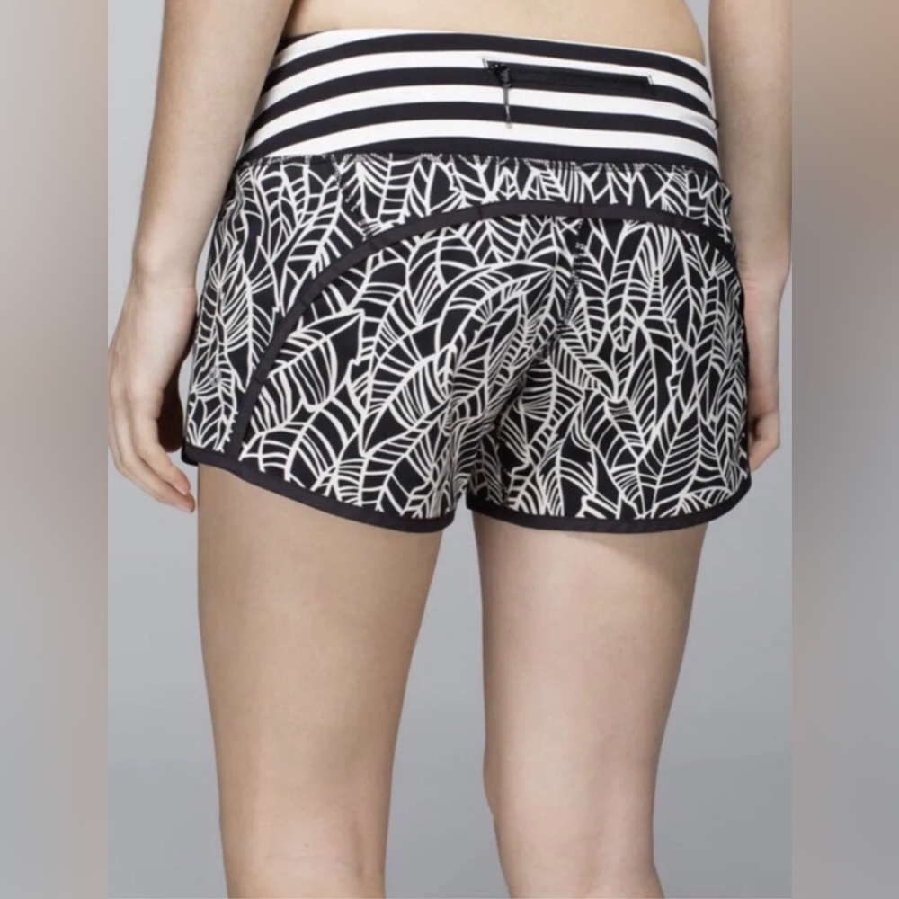 LULULEMON Women’s 4’’ Run Times Shorts in Pretty Palm Black Angel Wing - 6